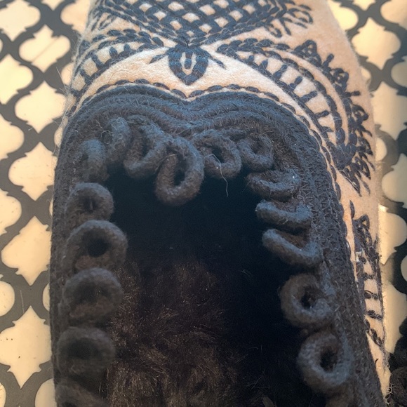 Free People Walden oatmeal Footbed Embroidered Mules 9 - Picture 4 of 5